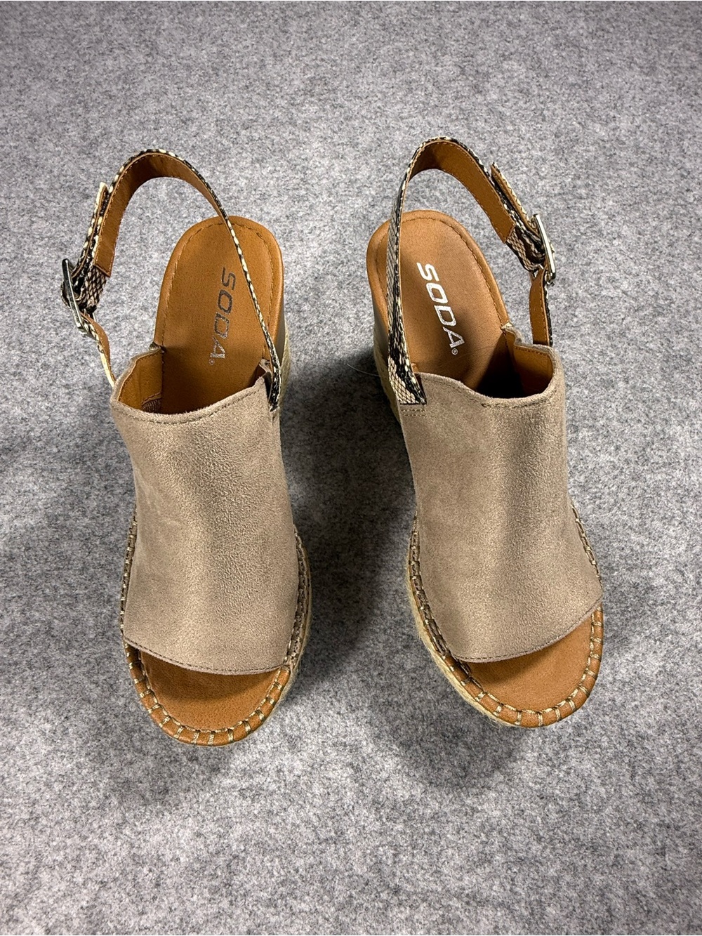 Soda Platform Wedge Sandals Taupe Faux Suede Espadrille Slingback Size 8 - Picture 3 of 5